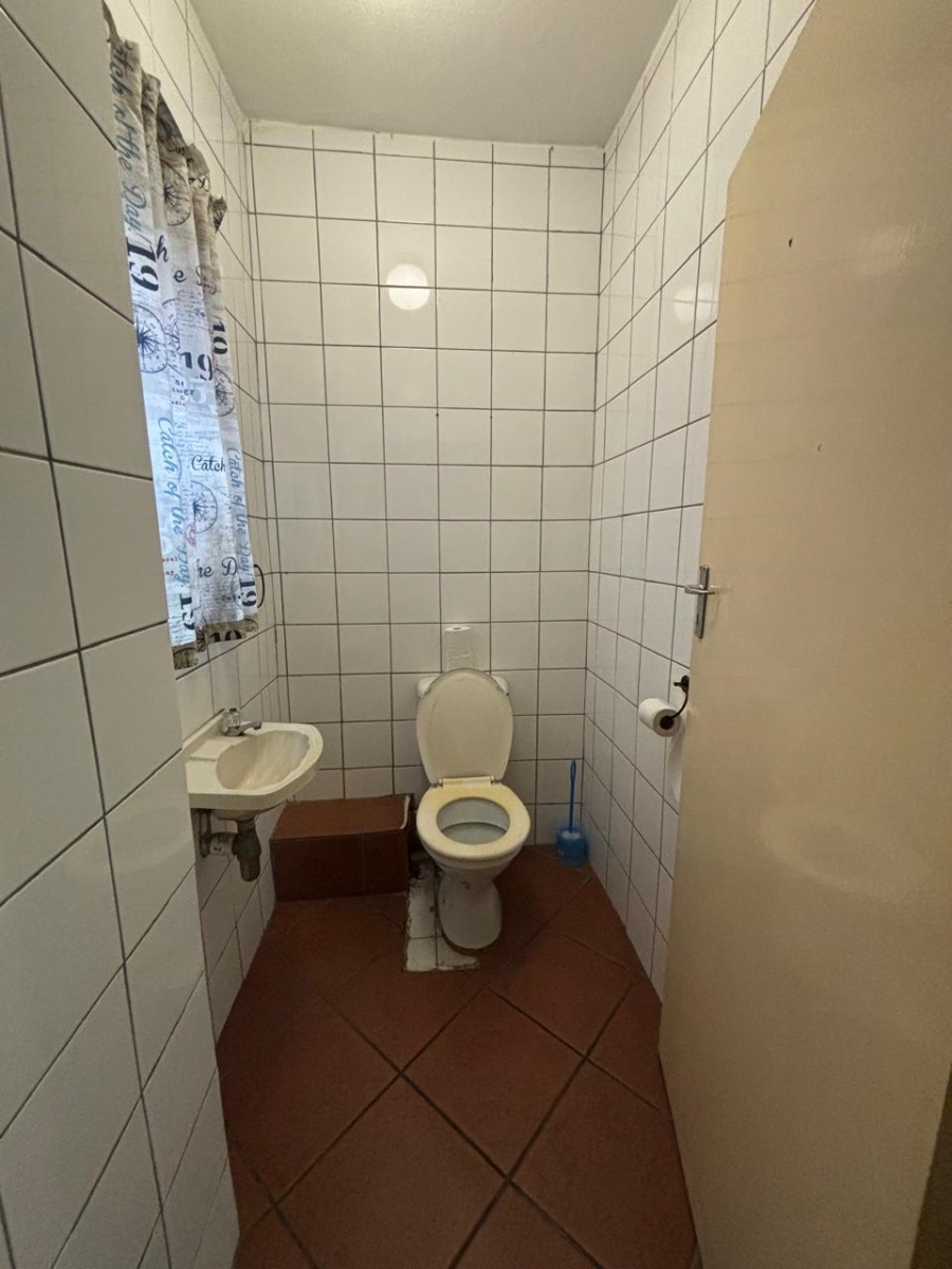 To Let 2 Bedroom Property for Rent in Bluff KwaZulu-Natal