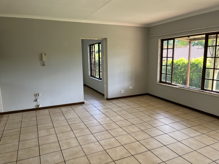 To Let 2 Bedroom Property for Rent in Hayfields KwaZulu-Natal