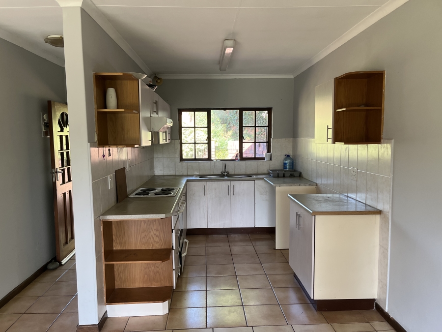 To Let 2 Bedroom Property for Rent in Hayfields KwaZulu-Natal