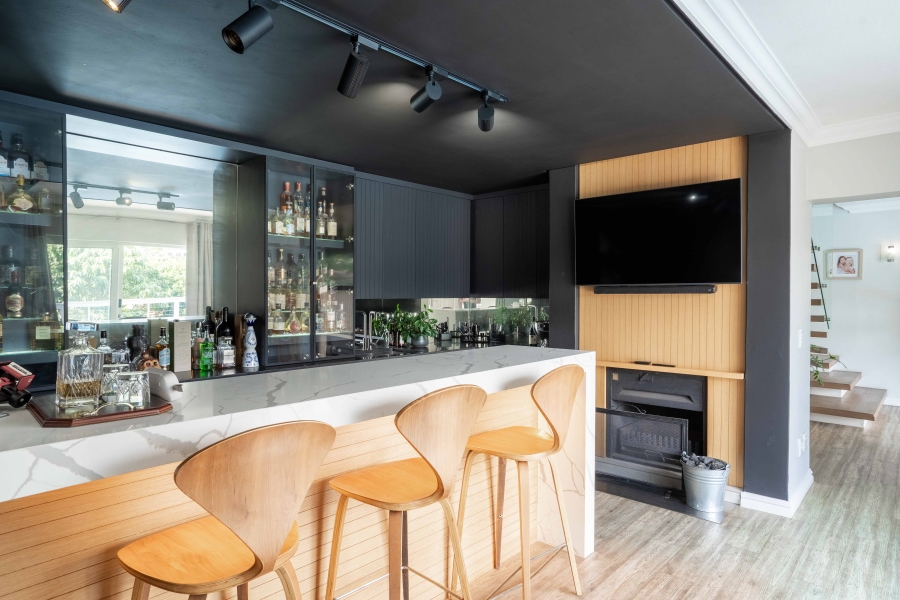 4 Bedroom Property for Sale in Kirtlington Park KwaZulu-Natal