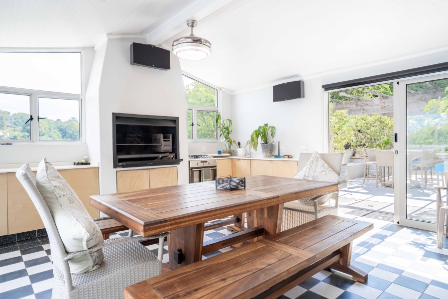 4 Bedroom Property for Sale in Kirtlington Park KwaZulu-Natal