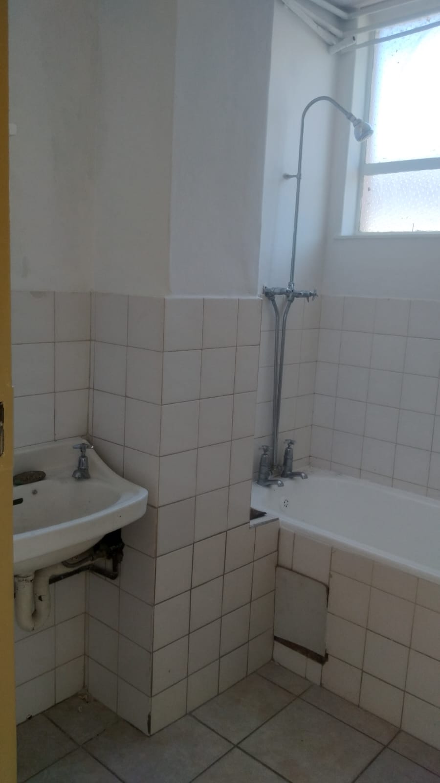 To Let 2 Bedroom Property for Rent in Essenwood KwaZulu-Natal