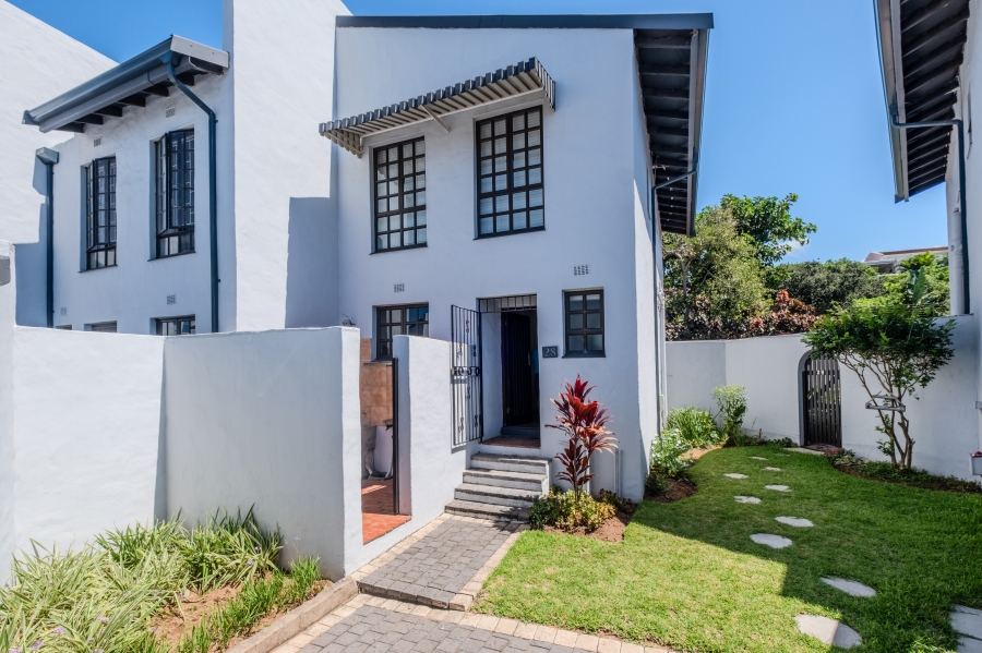 2 Bedroom Property for Sale in Umhlanga KwaZulu-Natal