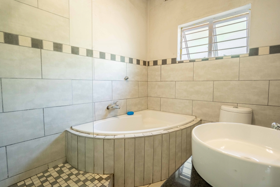 3 Bedroom Property for Sale in Umkomaas KwaZulu-Natal