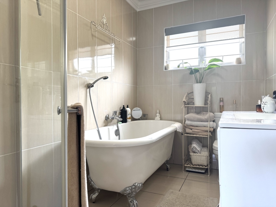 3 Bedroom Property for Sale in Pennington KwaZulu-Natal