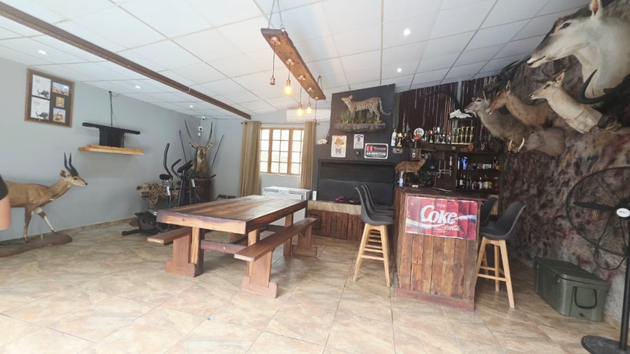 4 Bedroom Property for Sale in Veld En Vlei KwaZulu-Natal