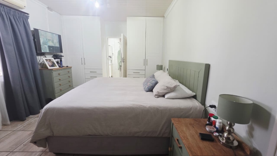 4 Bedroom Property for Sale in Veld En Vlei KwaZulu-Natal