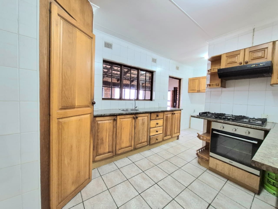 4 Bedroom Property for Sale in Meer En See KwaZulu-Natal
