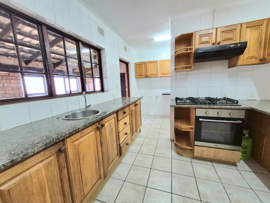 4 Bedroom Property for Sale in Meer En See KwaZulu-Natal