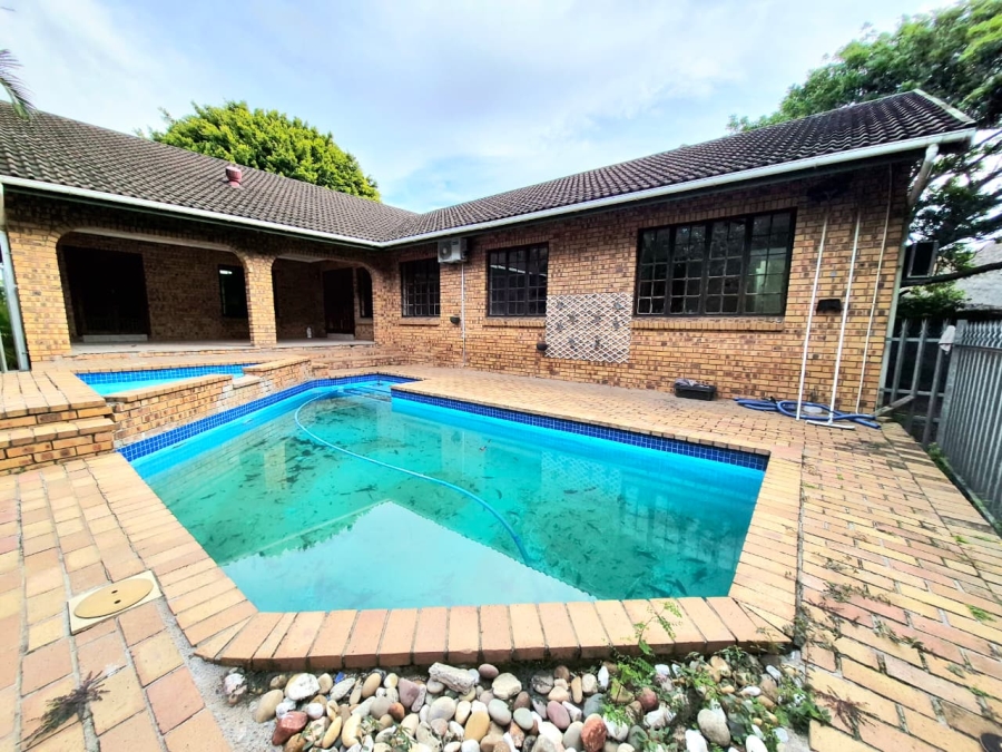 4 Bedroom Property for Sale in Meer En See KwaZulu-Natal