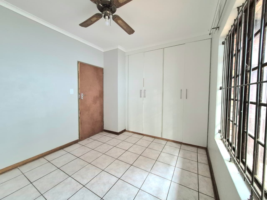 To Let 4 Bedroom Property for Rent in Meer En See KwaZulu-Natal