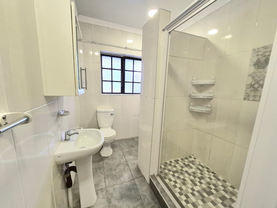 To Let 4 Bedroom Property for Rent in Meer En See KwaZulu-Natal