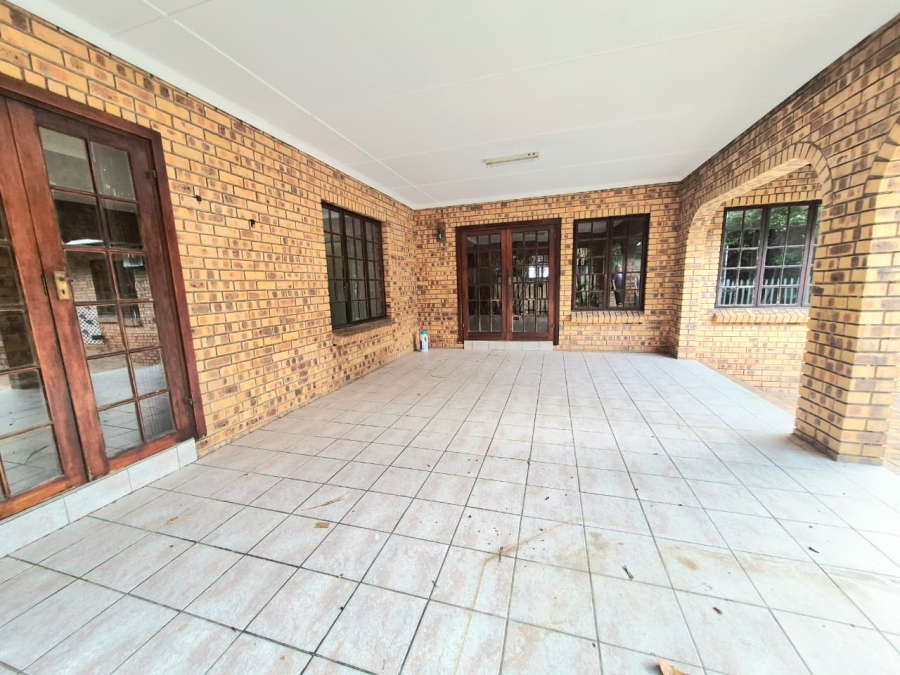 To Let 4 Bedroom Property for Rent in Meer En See KwaZulu-Natal