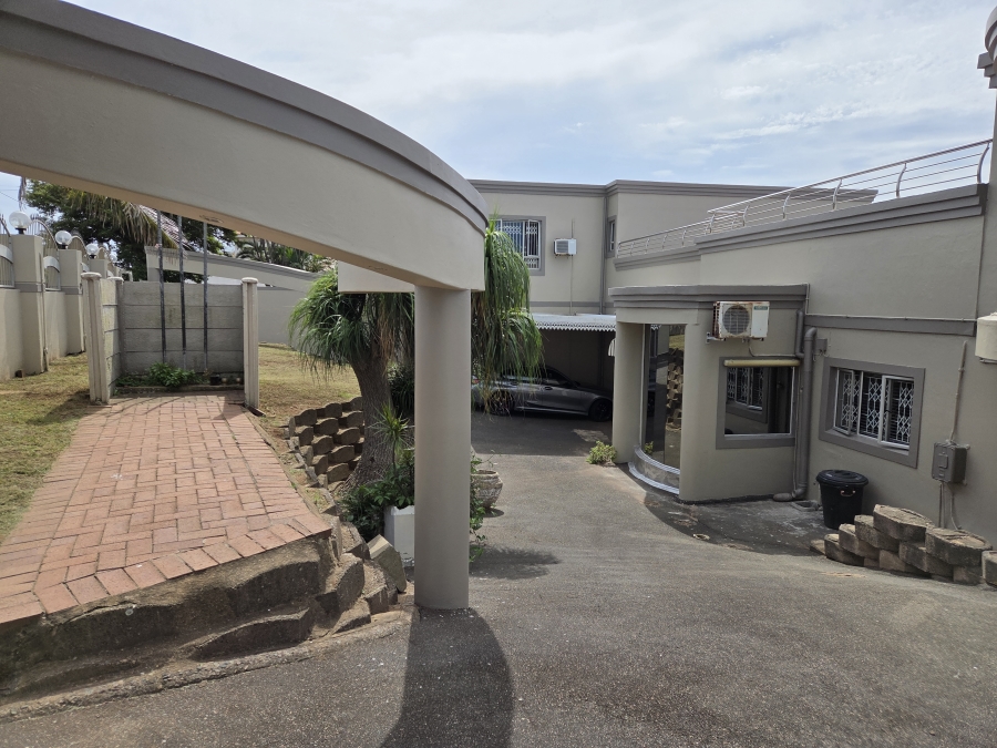 5 Bedroom Property for Sale in Bluff KwaZulu-Natal