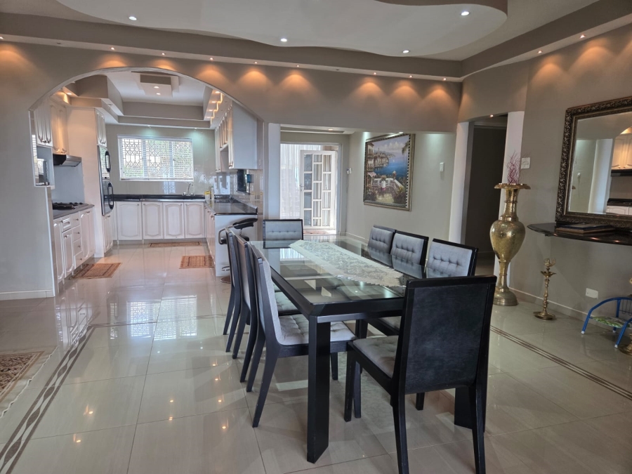 5 Bedroom Property for Sale in Bluff KwaZulu-Natal