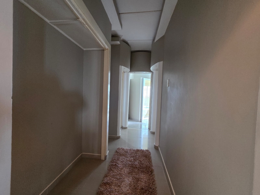 5 Bedroom Property for Sale in Bluff KwaZulu-Natal