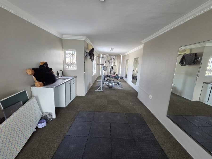 5 Bedroom Property for Sale in Bluff KwaZulu-Natal