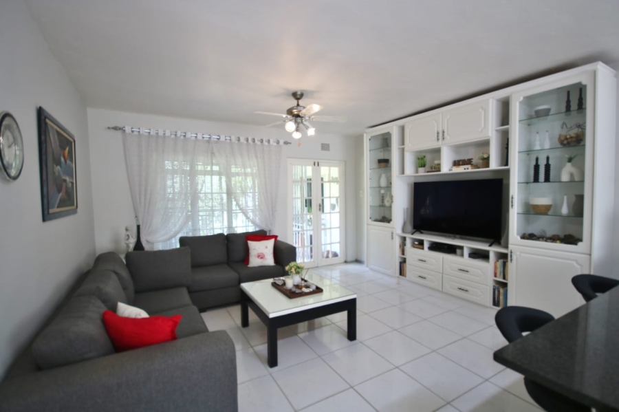 3 Bedroom Property for Sale in Amanzimtoti KwaZulu-Natal