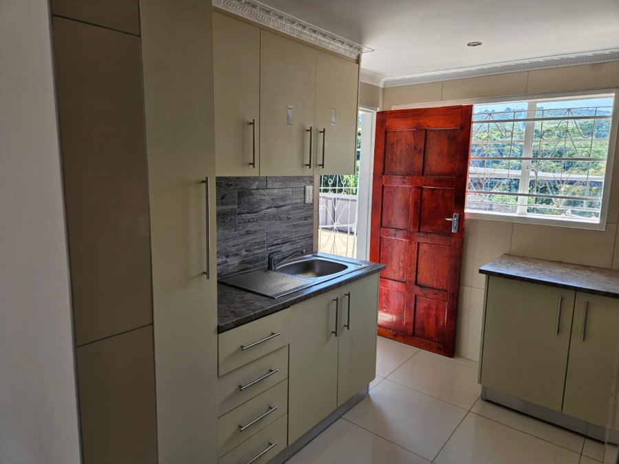 2 Bedroom Property for Sale in Bombay Heights KwaZulu-Natal