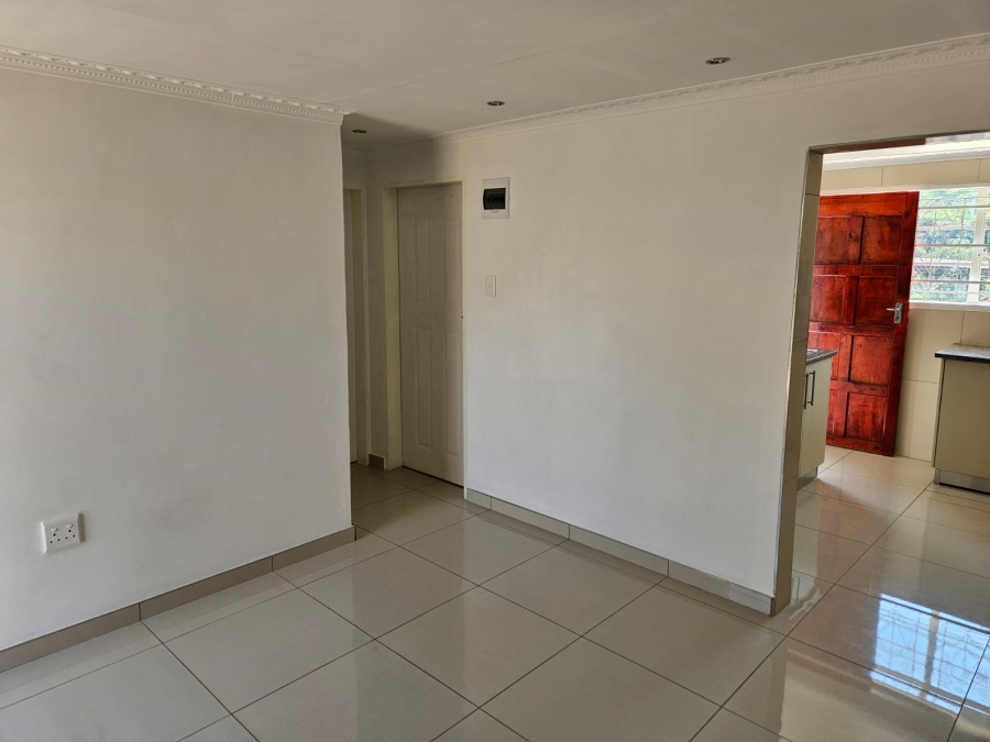 2 Bedroom Property for Sale in Bombay Heights KwaZulu-Natal