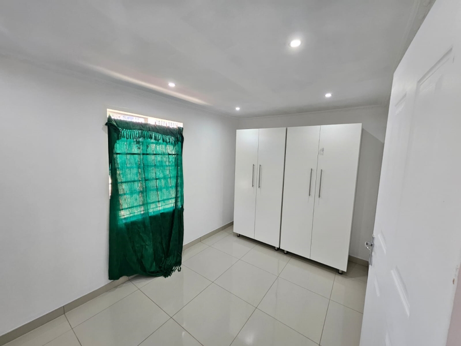 2 Bedroom Property for Sale in Bombay Heights KwaZulu-Natal