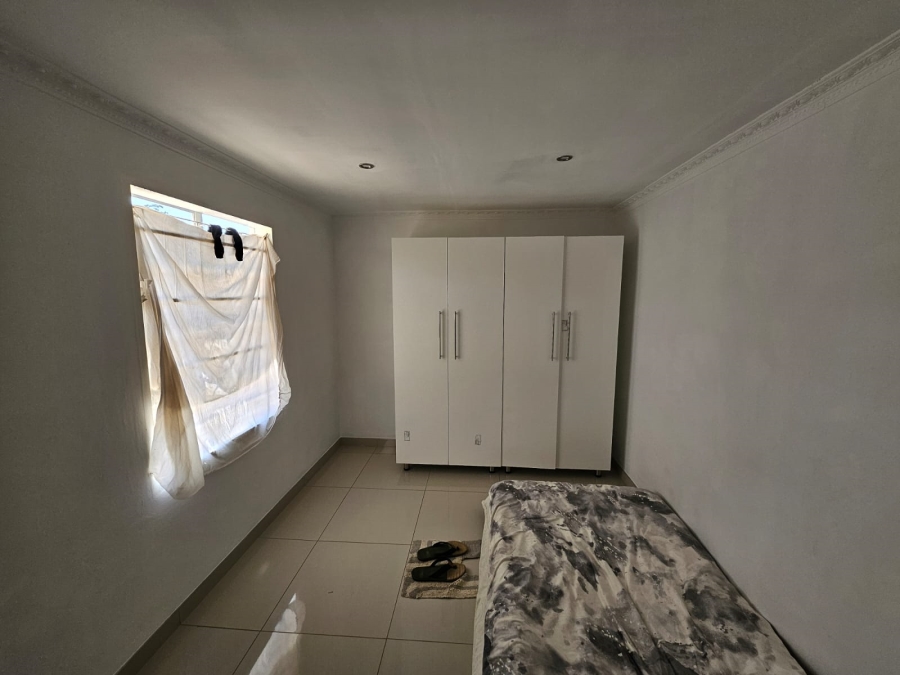2 Bedroom Property for Sale in Bombay Heights KwaZulu-Natal