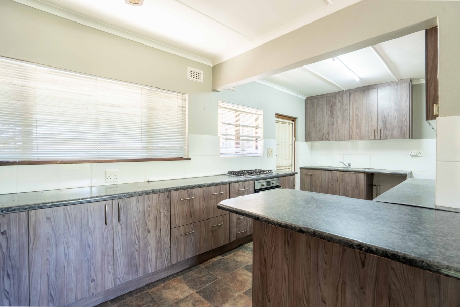 3 Bedroom Property for Sale in Amanzimtoti KwaZulu-Natal