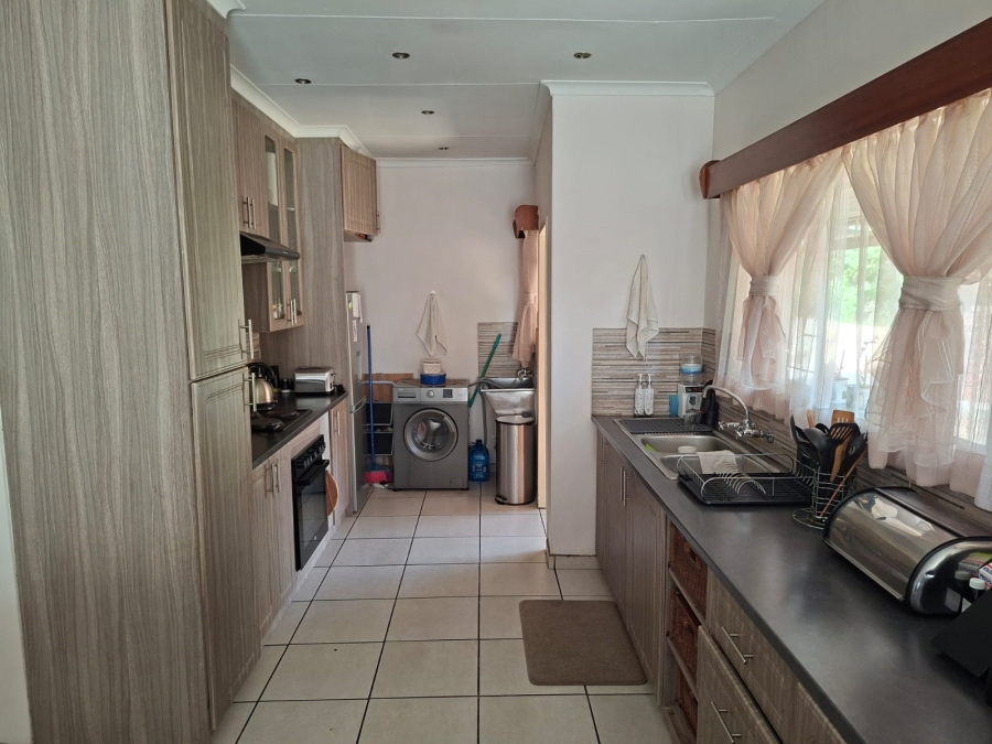 3 Bedroom Property for Sale in Aviary Hill KwaZulu-Natal
