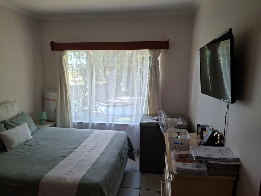 3 Bedroom Property for Sale in Aviary Hill KwaZulu-Natal