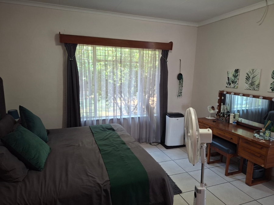 3 Bedroom Property for Sale in Aviary Hill KwaZulu-Natal