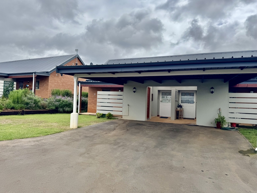 1 Bedroom Property for Sale in St Johns Village KwaZulu-Natal