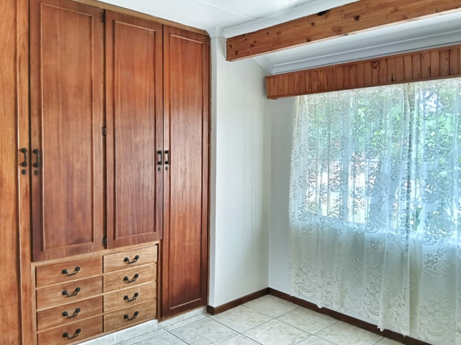 4 Bedroom Property for Sale in Meer En See KwaZulu-Natal