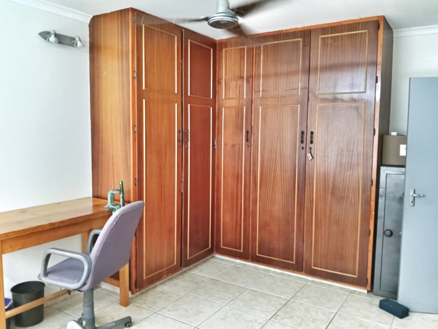 4 Bedroom Property for Sale in Meer En See KwaZulu-Natal