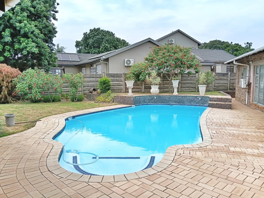 4 Bedroom Property for Sale in Meer En See KwaZulu-Natal