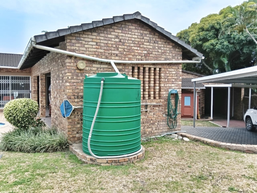 4 Bedroom Property for Sale in Meer En See KwaZulu-Natal