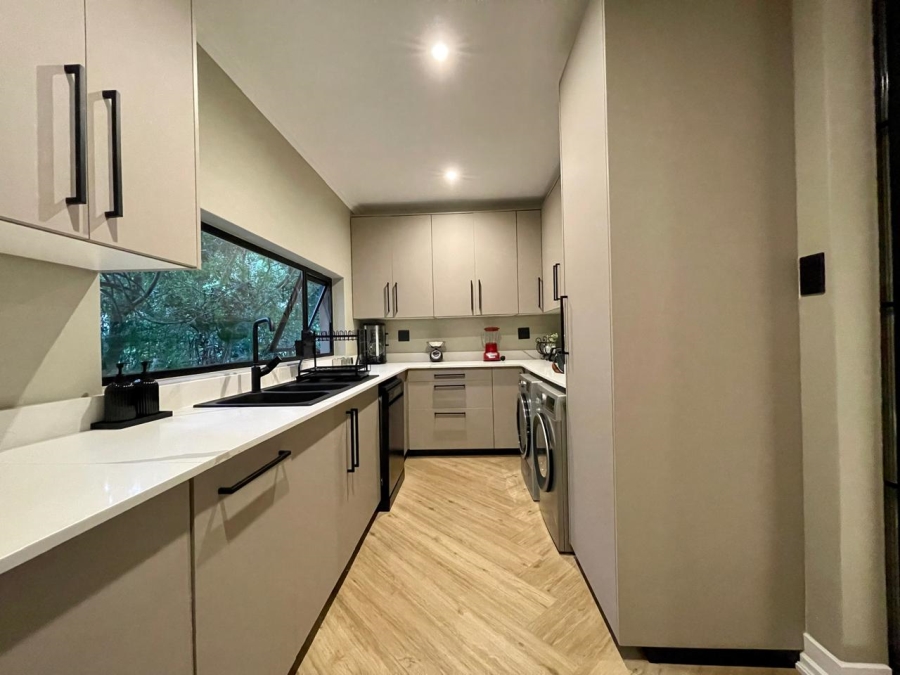 5 Bedroom Property for Sale in Simbithi Eco Estate KwaZulu-Natal