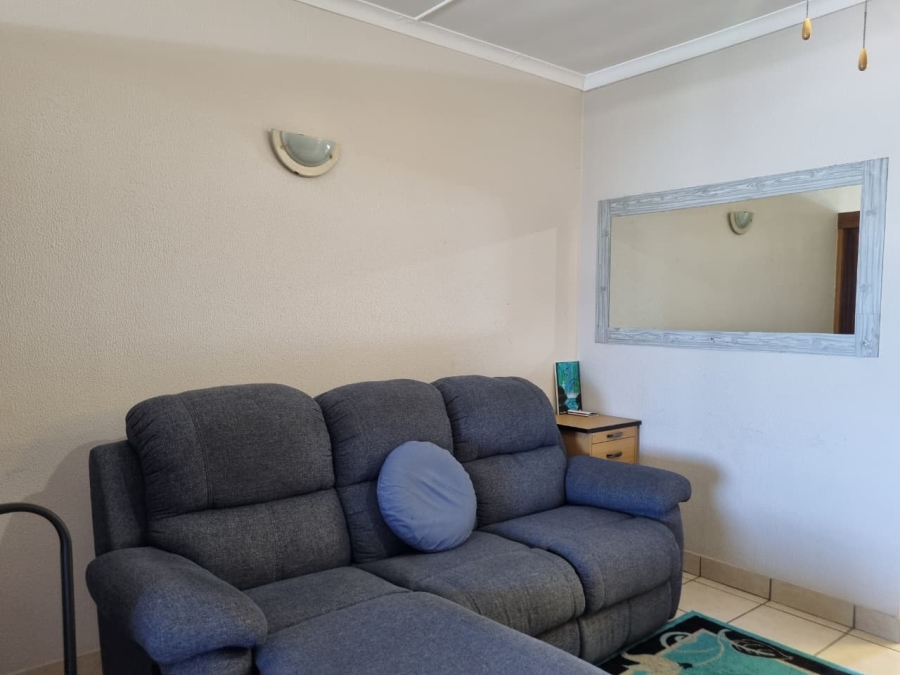 1 Bedroom Property for Sale in Winklespruit KwaZulu-Natal