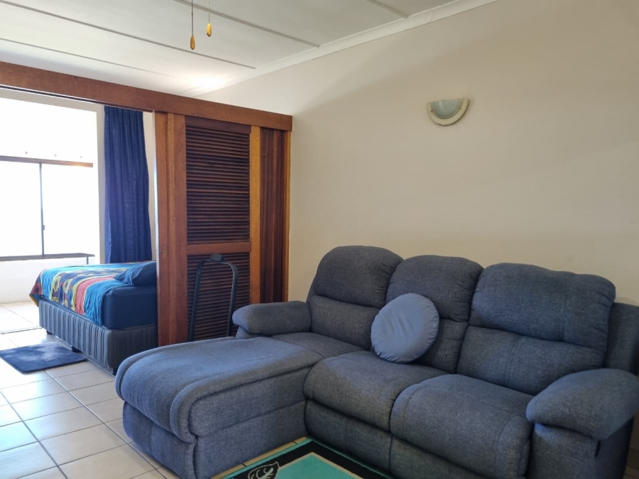 1 Bedroom Property for Sale in Winklespruit KwaZulu-Natal