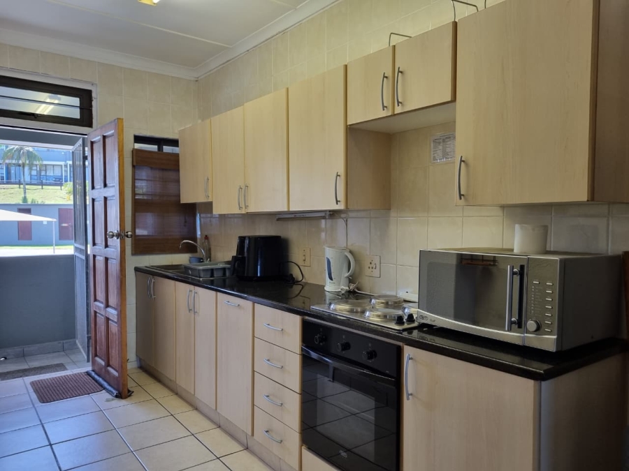 1 Bedroom Property for Sale in Winklespruit KwaZulu-Natal