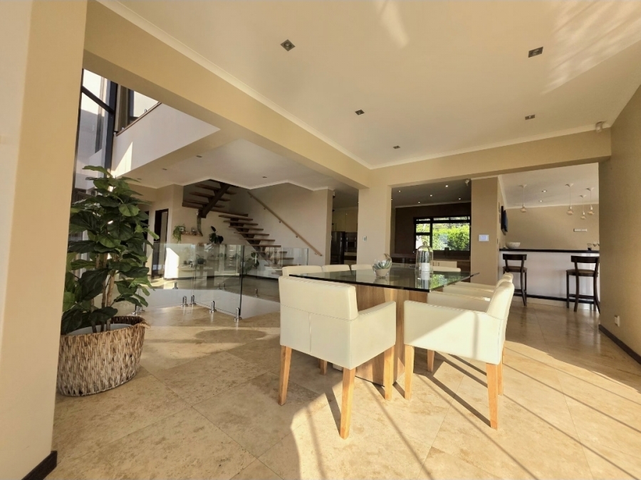 4 Bedroom Property for Sale in Amanzimtoti KwaZulu-Natal