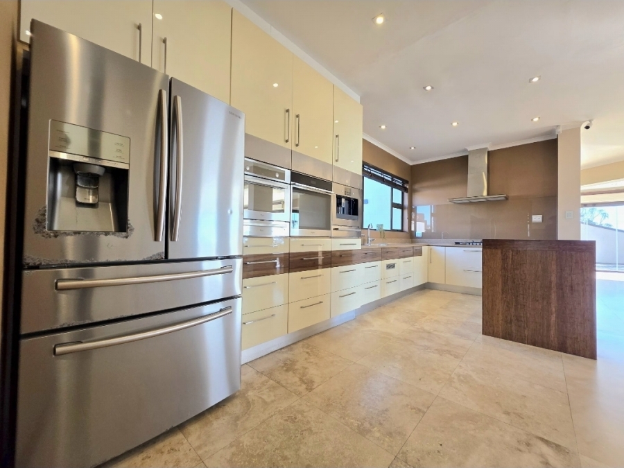 4 Bedroom Property for Sale in Amanzimtoti KwaZulu-Natal