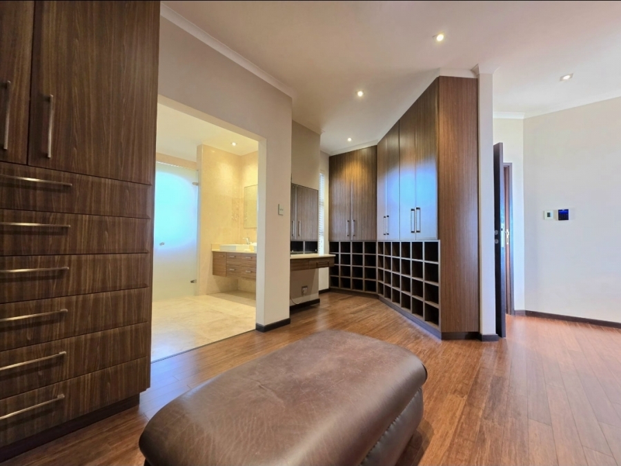 4 Bedroom Property for Sale in Amanzimtoti KwaZulu-Natal