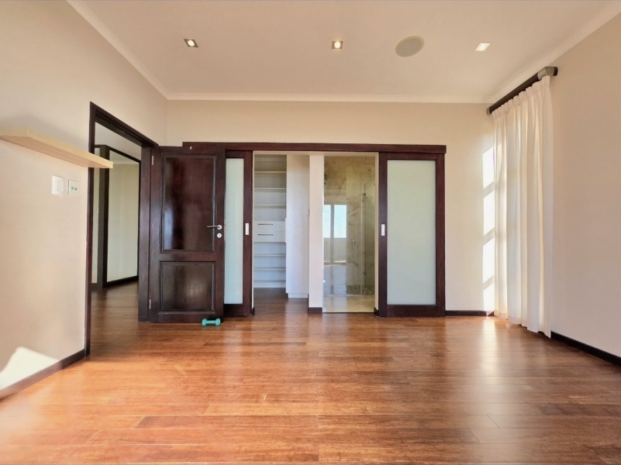 4 Bedroom Property for Sale in Amanzimtoti KwaZulu-Natal