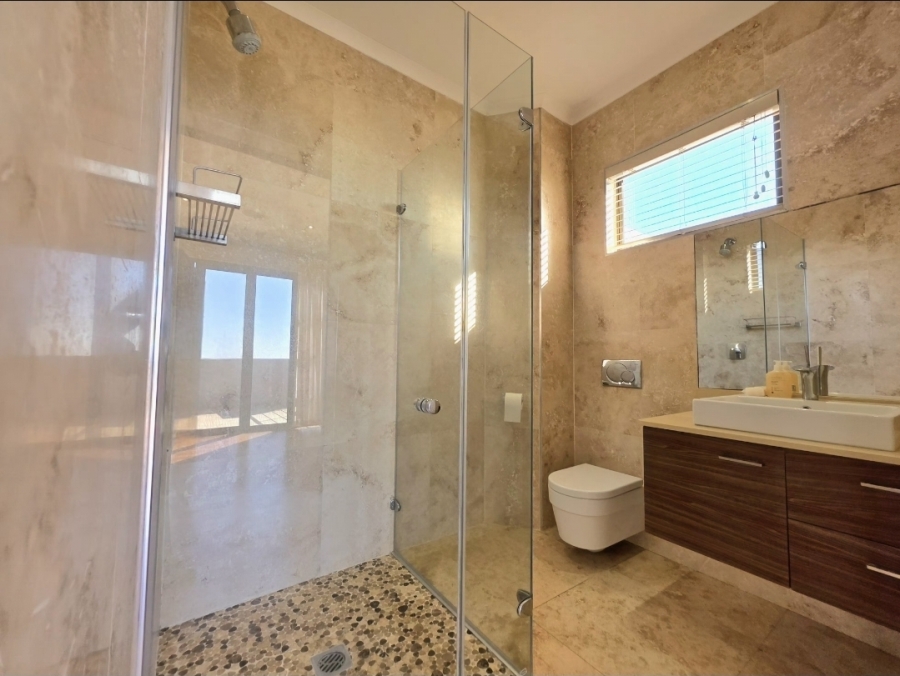 4 Bedroom Property for Sale in Amanzimtoti KwaZulu-Natal