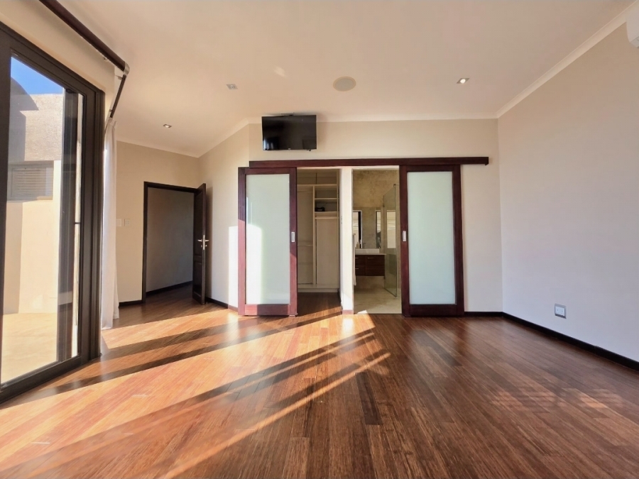 4 Bedroom Property for Sale in Amanzimtoti KwaZulu-Natal