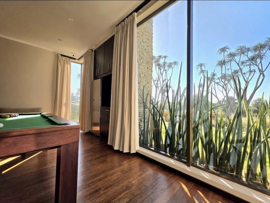 4 Bedroom Property for Sale in Amanzimtoti KwaZulu-Natal