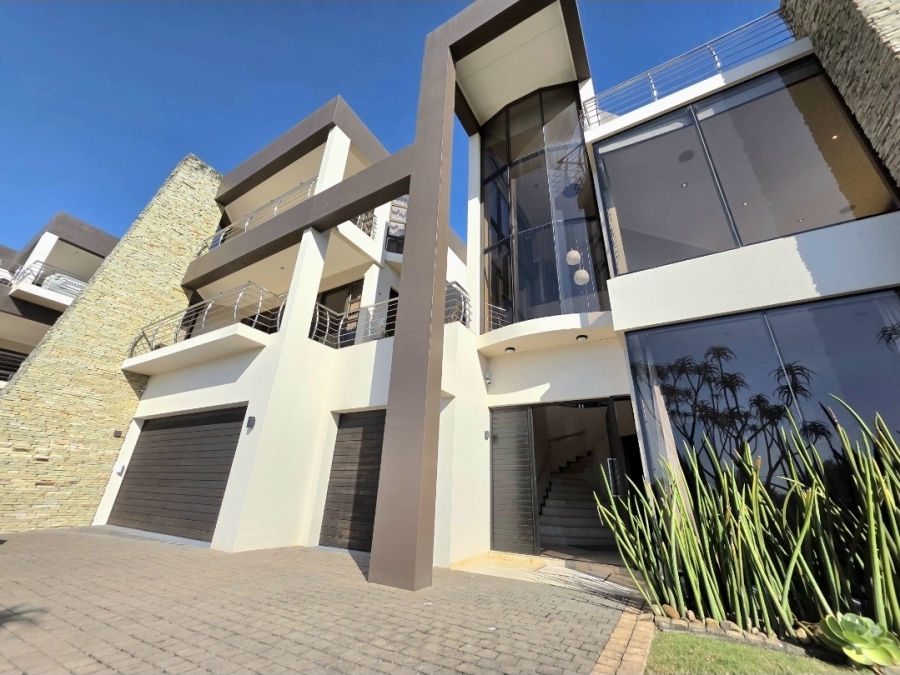 4 Bedroom Property for Sale in Amanzimtoti KwaZulu-Natal