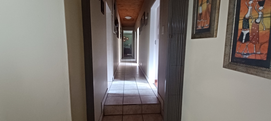 4 Bedroom Property for Sale in Huttenheights KwaZulu-Natal
