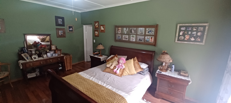 4 Bedroom Property for Sale in Huttenheights KwaZulu-Natal