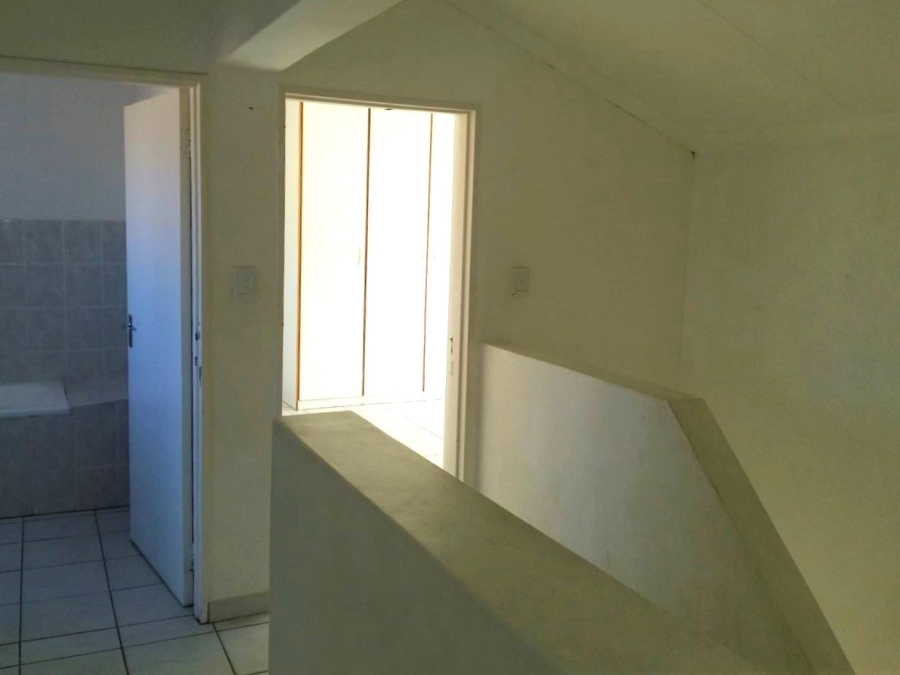 To Let 3 Bedroom Property for Rent in Meer En See KwaZulu-Natal